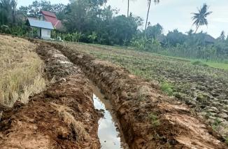 Pembangunan irgasi mendesak atasi banjir dan ancaman gagal panen, pro kontra pun terjadi, Jumat 10/3-2023. (ry) 