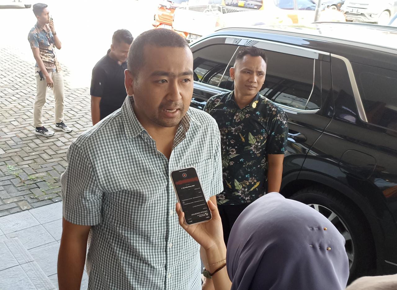 Uda Wagub Audy saksikan pemutaran. perdana Film Buya Hama bersama generasi milenial serbu Bioskop CGV Padang, Minggu 9 April 2023. (sis) 