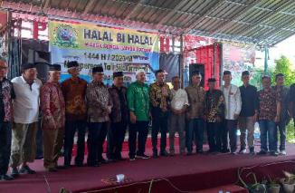 Wakil Walikota Padang Elkos Albar menghadiri Halal bi Halal (HbH) Keluarga  Nagari Sungai Jambu Kecamatan Pariangan Kabupaten Tanah Datar di Kota Padang, Minggu (21/5/2023). (Sumber : Istimewa) 