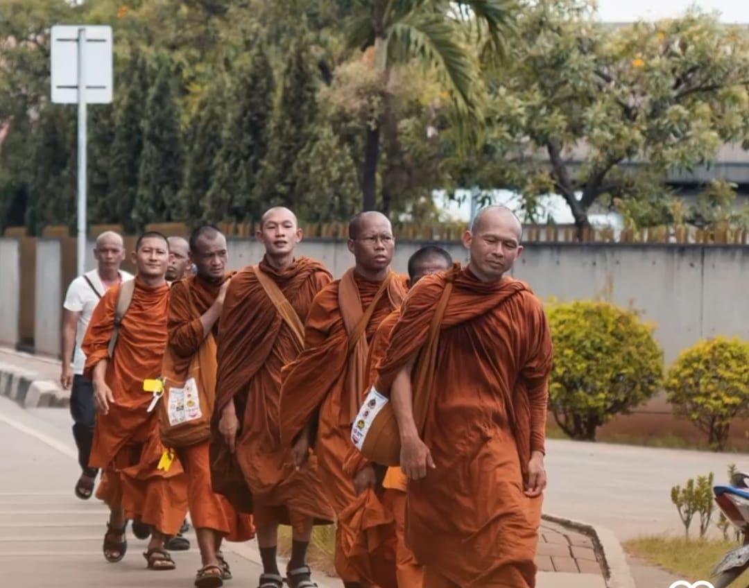 Perjalanan Spiritual 32 Bhikku dari Thailan ke Candi Borobudur. (Sumber : Istimewa) 