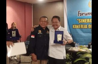 Ketua DPW APBMI Sumbar, HN. Tauhid diminta menjadi Narasumber pada acara FGD dengan Tema "Sinergitas dan Optimalisasi Kinerja Operasional Pelabuhan Teluk Bayur Tahun 2023". (Sumber : Istimewa)