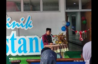 Devi Kurnia mewakili Gubermur Sumbar meresmikan Klinik Istano Pagaruyuang RSUP.M Djamil, Kamis 25/3-2023. (Sumber : Istimewa)