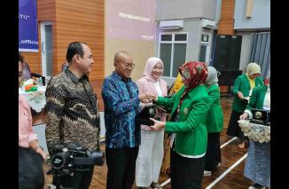 Jadi Motivator, S Budi Syukur : Siapa yang Mau Jadi Pengsuaha?