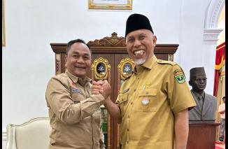 Pihak KPBU diwakili PT Palma Pertiwi Makmur menemui Gubernur Sumbar Mahyeldi di Istana Gubernur. (Sumber : Istimewa)
