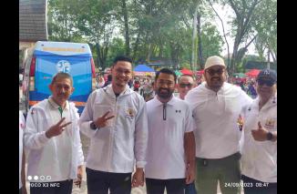 Fun Walk HUT KADIN, Saat Pengusaha Sumbar Berbaur dengan Masyarakat. (Sumber : Ist)