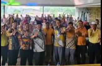 Zulkenedi Said menghadiri pertemuan dengan pemuka masyarakat dari unsur Ninik Mamak, Alim Ulama, Cadiak Pandai, Bundo Kanduang, Pemuda-Pemudi serta unsur organisasi lainnya di Pasaman Barat, Senin (18/9/2023). (Sumber : Ist)