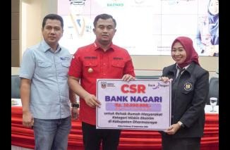 Pemkab Dharmasraya menerima CSR Bank Nagari di di Auditorium Kabupaten Dharmasraya, Rabu (27/09/2023). (Sumber : Ist)