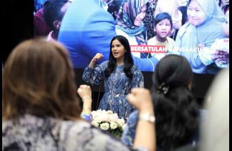 Annisa Pohan selaku Ketua Umum Srikandi Demokrat menggelar silaturahmi dan rapat perdana Pengurus Pusat (PP) Srikandi Demokrat Pusat. (Sumber : Ist)