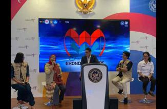 Amelia Fitri, Sastri Bakry, Sandiaga Uno, Gilang Ramadhan dan Ni Komang. (/ist)