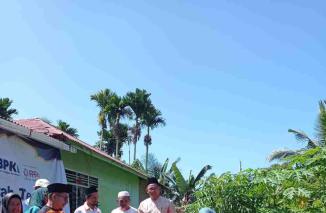 Anggota DPR RI asal Sumatera Barat II, Hj. Nevi Zuairina, Menyemarakkan Program "Menanam 1 Juta Pohon" dalam Rangka Kampanye PKS Peduli Lingkungan. (/ist)
