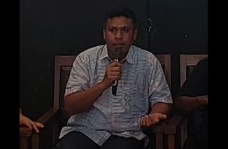 Komisioner KPU Sumbar, Jons Manedi mengatakan, menjelang Pemilu 2024, isu-isu negatif, konten hoaks, dan ujaran kebencian berpotensi menyeruak. (/ist)