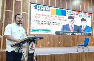 Ketua TPD AMIN Sumbar Ust Rahmat Saleh bantah Andre Rosiade, Selasa 9/1-2023. (Iko)