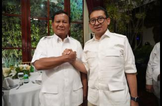 Fadly Zon (kanan) Prabowo (kiri)