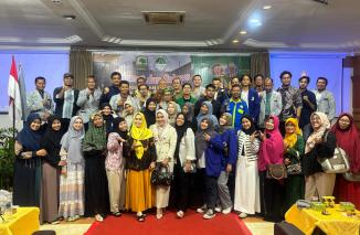 Rustian kukuhkan IKA UNAND Kepri, Insya Allah berkontribusi bagi kemajuan Kepri, Kamis 23/4-2024. (dok)