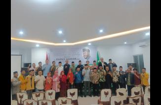 Fadly Amran jelaskan komitmen jadi Walikota Padang ke Muhamamdiyah Sumbar, Kamis 23/5-2024 malam di Gedung Dakwah. (dok)