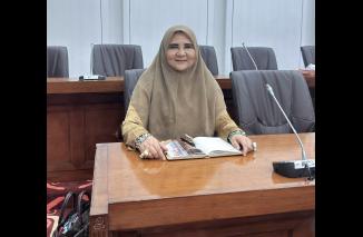 Hj Nevi minta pemerintah atau Pertamina tindak tegas SPBE kurangi gas 3 kilo untuk masyarakat kurang mampu, Jumat 31/5-2024. (hdi)