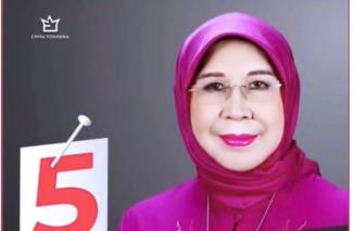 Emma Yohanna itu Senator Perempuan Asli Minangkabau