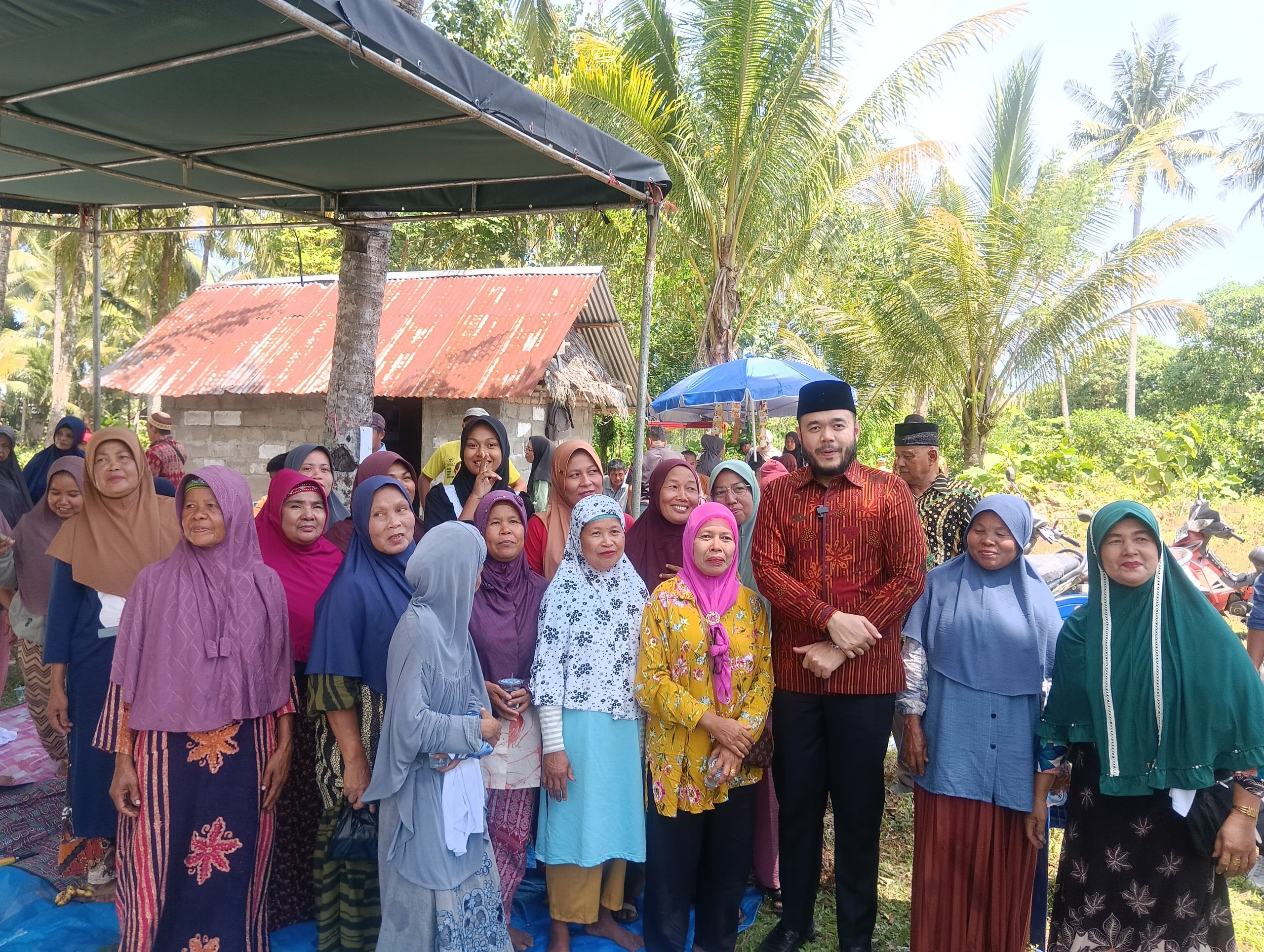 Fadly Amran Menghadiri Tradisi Bukak Kapalo Banda