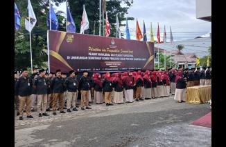 Pejabat Struktural dan Fungsional di Lingkungan KPU Sumbar Dilantik, Sekjen KPU RI Lambat Beri Informasi