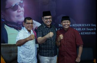 Mahyeldi Berpasangan dengan Vasco, Epyardi Asda Tegaskan Tetap Maju Pilgub Sumbar