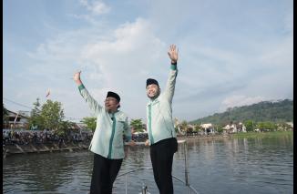 Pilwako Padang 2024: Fadly Amran dan Maigus Nasir Paslon Pertama yang Deklarasi