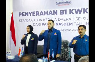 NasDem Serahkan B1 KWK Parpol ke 13 Paslon Pilkada di Sumbar
