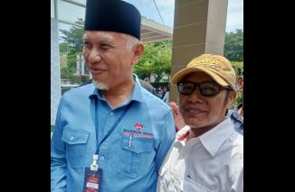 Yudi anggota Progan sejati bersama Mahyeldi Vasko bantah relawan ditelantarkan, Rabu 25/9-2024. (Foto: Ist)