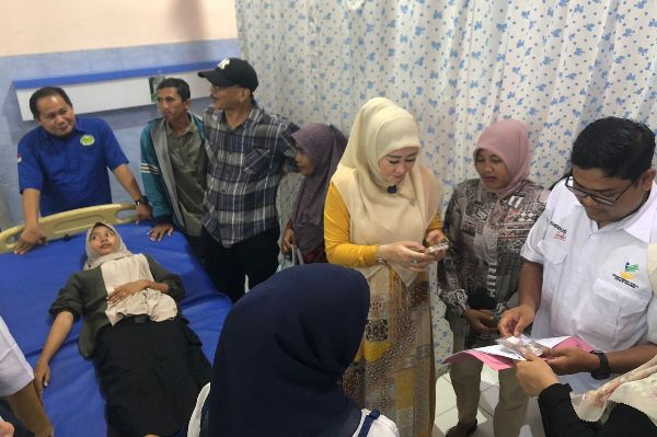 Lisda Hendrajoni Bawa Sefya ke Rumah Sakit untuk Operasi Setelah Kartu BPJS Tak Aktif