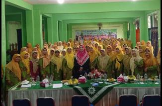 Hj. Nevi Zuairina, anggota DPR RI dari Komisi XII yang mewakili Sumatera Barat II, kembali menyampaikan tekadnya untuk terus memperjuangkan hak-hak perempuan dan anak.  (Foto: Ist)
