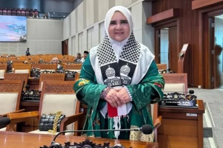 Anggota DPR RI Fraksi PKS, Hj. Nevi Zuairina. (Foto: Ist)