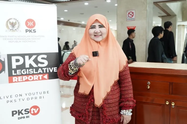 Anggota DPR RI Komisi XII, Hj. Nevi Zuairina. (Foto: Ist)