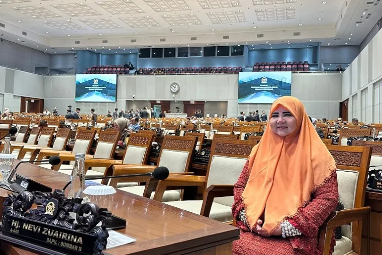Anggota DPR RI Hj. Nevi Zuairina mengajak masyarakat memaknai Tahun Baru Islam 1 Muharram sebagai momentum muhasabah dan perbaikan diri demi kemajuan bangsa. (Foto: Ist)