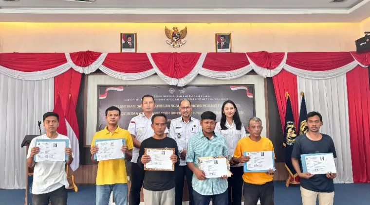 Teks Foto : Enam Napi Lapas Padang Terima Amnesti dari Presiden Prabowo, Sabtu (2/8/2025). IST