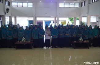 Teks Foto : TP-PK) gelar lomba gerakan PKK dan lomba kelompok dasawisma tingkat Kota Padang Tahun 2025, di Palanta Rumah Dinas Wali Kota Padang, Rabu (20/8/2025). IST