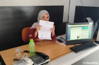 Teks Foto : PJKIP Tanah Datar laporkan oknum Kepala Dinas dan staff Dinas Perhubungan Tanah Datar kepada Bupati setempat, pada Selasa (12/8/2025). IST