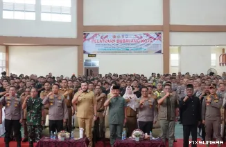Teks Foto : 208 Calon Dubalang Kota Digembleng gelar pelatihan perdana yang dibuka oleh Wali Kota Padang, Fadly Amran, Selasa (2/9/2025). IST