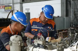 Teks Foto : Seluruh depo perawatan berkontribusi dalam kesiapan operasional dengan melakukan perawatan sarana secara berkala. IST
