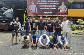 Teks Foto : Polisi tangkap pelaku tawuran di Padang, Sabtu (13/9/2025). IST