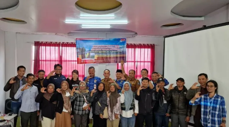 Teks Foto : ALKO dan Jepang Luncurkan Studi Dekarbonisasi Kopi dan Rempah di Kerinci, Senin (20/10/2025). IST