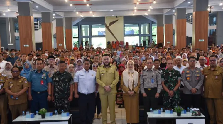 Teks Foto : Workshop Drill Menghadapi Gempa Bumi Berpotensi Tsunami di Gedung Youth Centre, Selasa (21/10/2025). IST
