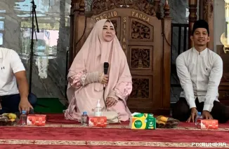 Teks Foto : Diskusi dan serap aspirasi bersama masyarakat nagari sitanang Kecamatan Ampek Nagari, Agam. IST