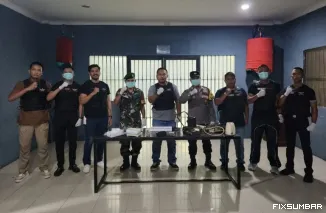 Teks Foto : Rutan Padang Gelar Razia Gabungan Bersama TNI--Polri, Jumat (10/10/2025). IST