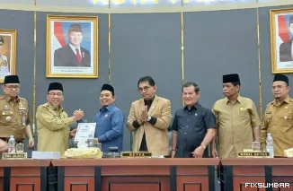 Teks Foto : Wakil Wali Kota Padang Sampaikan Nota Pengantar Ranperda APBD Tahun 2026. IST
