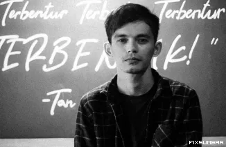 Foto AI dalam Jurnalistik: Pendukung Berita atau Ancaman Kebenaran?