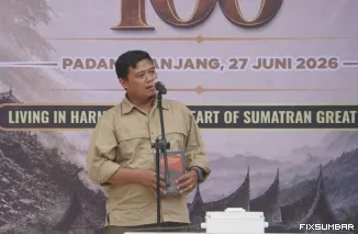 Mengenang Seabad Gempa Dahsyat Padang Panjang, Yose Hendra Luncurkan Buku Gempa Tujuh Hari